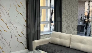 Квартиру, как мраморный зал, продают в Барнауле за 21 млн рублей