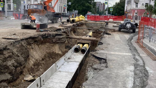 На проспекте Ленина продолжается модернизация теплосети