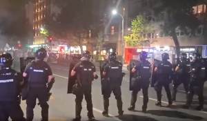 Сербские студенты вышли на митинг.