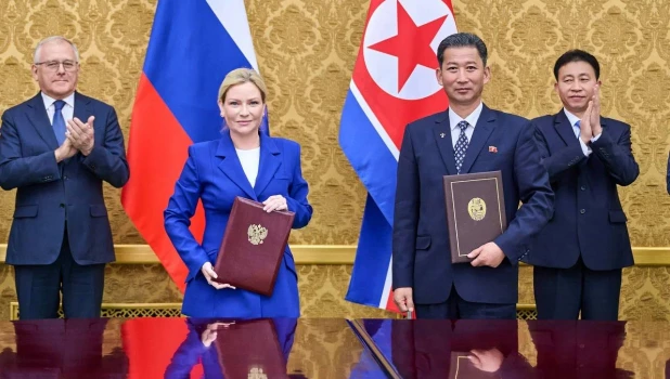 Министр культуры РФ обсудила с Ким Чен Ыном укрепление культурных связей