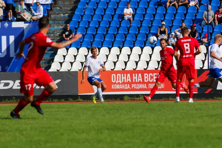 Втреча &quot;Динмо-Барнааул&quot; и «Уральцем-Тагильская Сталь».