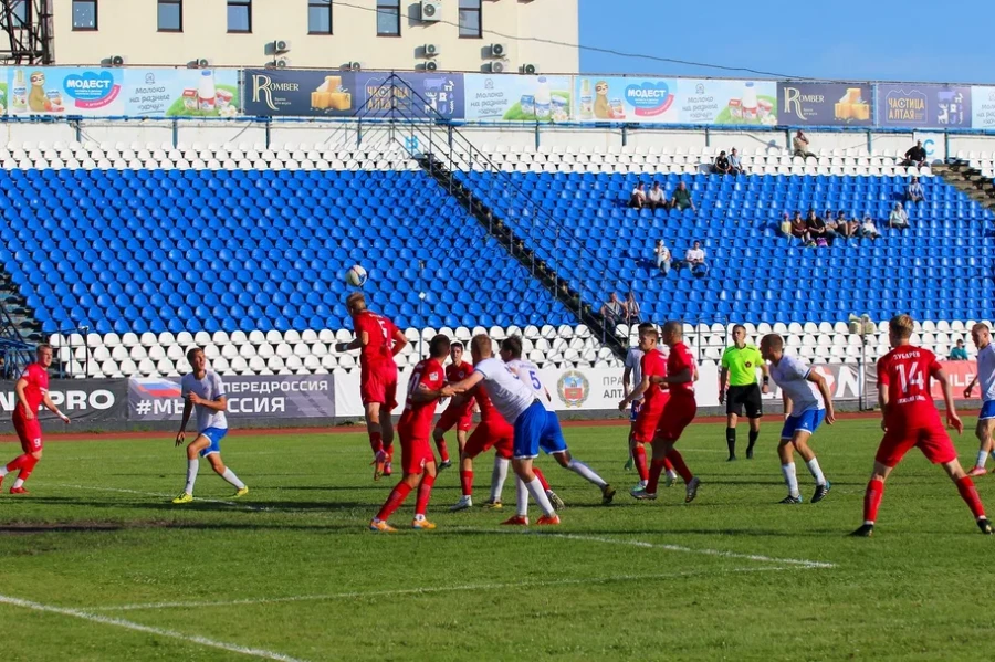 Втреча &quot;Динмо-Барнааул&quot; и «Уральцем-Тагильская Сталь».