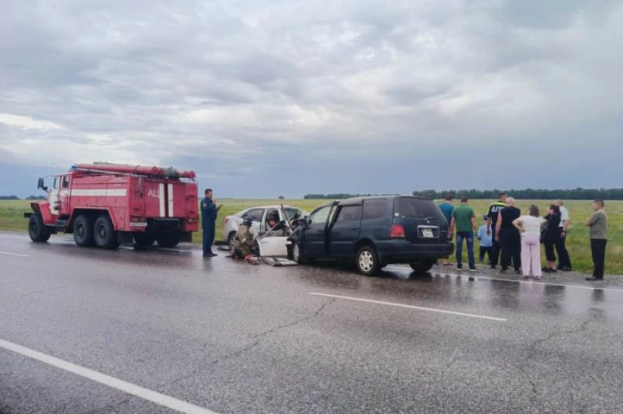 В ДТП на Алтае погибли шесть человек.