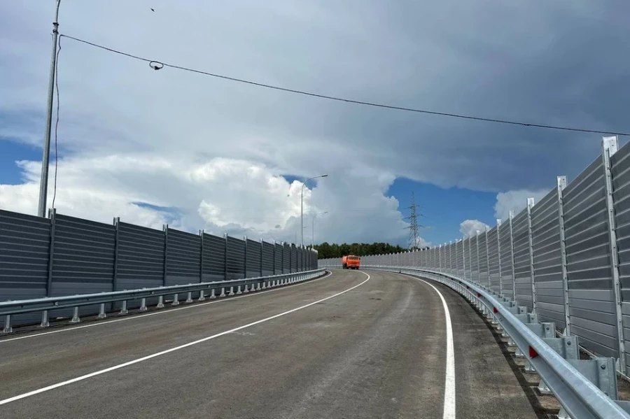 С 1 июля запускают временное движение по путепроводу на южной развязке.