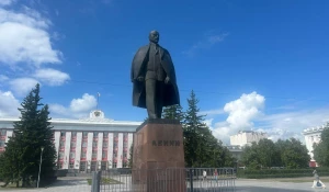 Памятник Владимиру Ленину. 