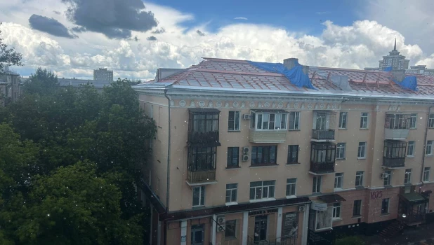 В Барнауле прошел сильный дождь.