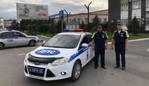 Сотрудники ДПС спасли семью на пожаре в Камне-на-Оби