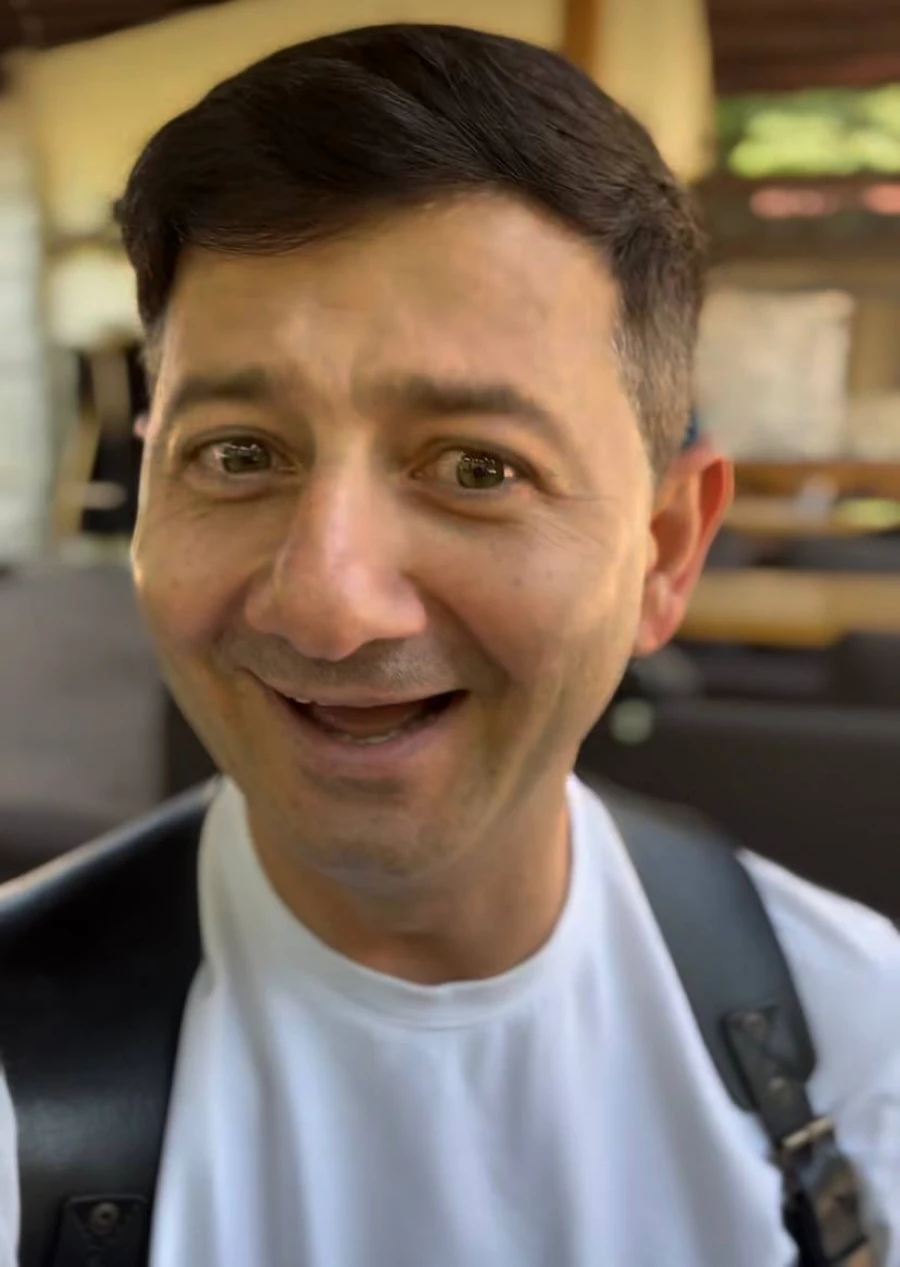 Галустян сбрил свою знаменитую бороду