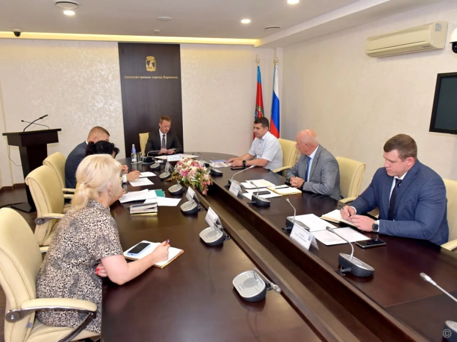 Совещание по вопросу создания новой муниципальной спортивной школы по кикбоксингу.