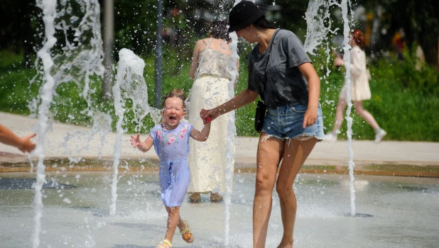 Фонтан в парке "Центральный".
