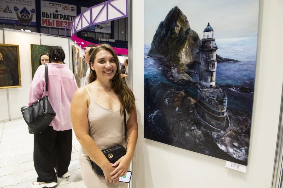 Экспозиция выставки «Аз.Арт.Сибирь — 2025».