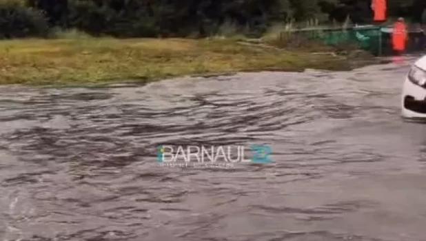 Барнаул уходит под воду.