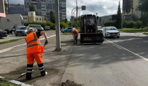 В Барнауле ведется активная уборка улиц во всех районах после дождей