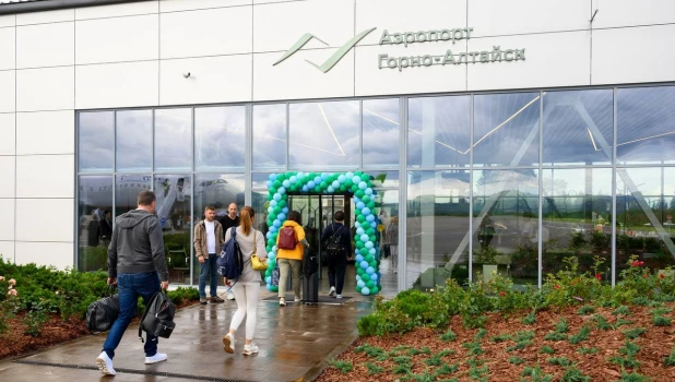 Горно-Алтайск открыл новый внутренний терминал прилета.