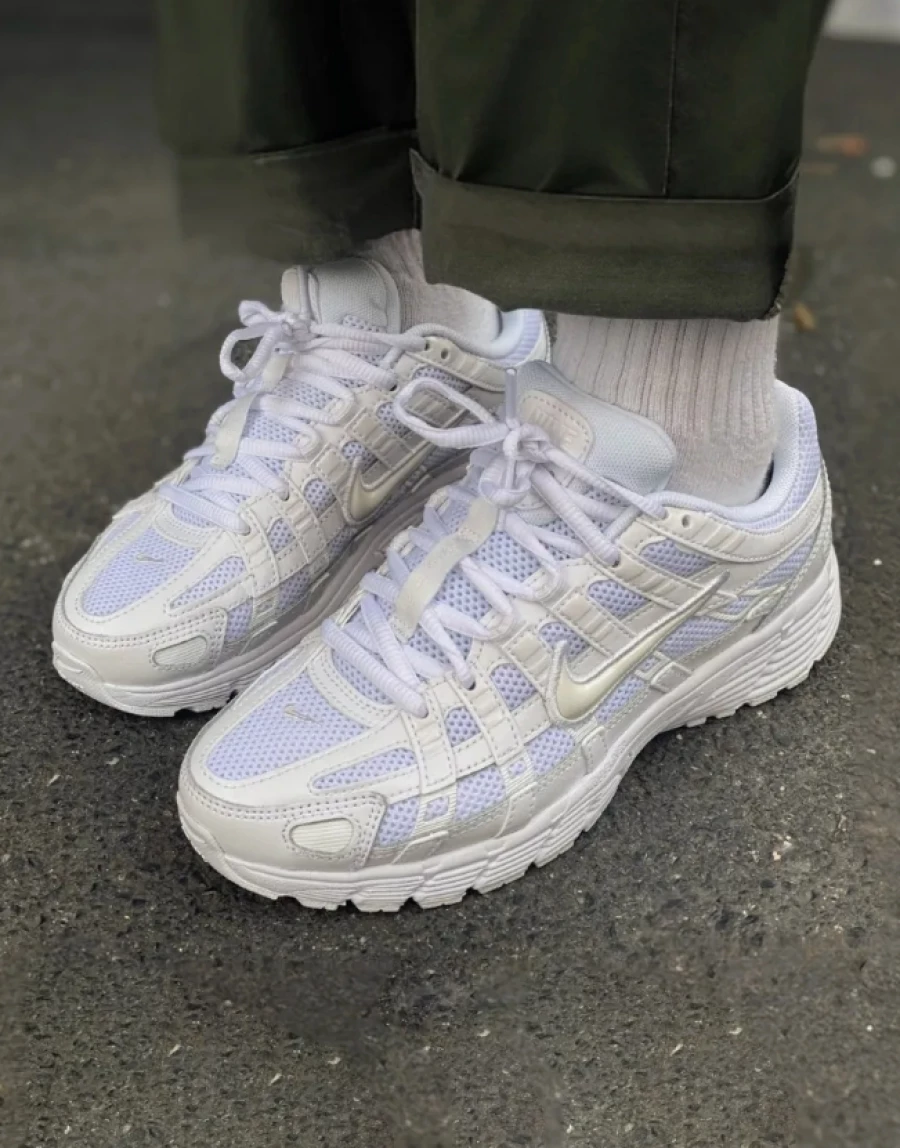 Какие кроссовки популярны этим летом