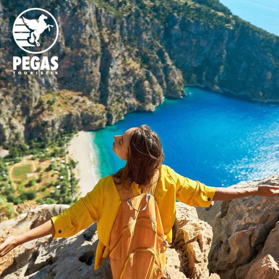 Сотрудник «Пегас-Туристик».