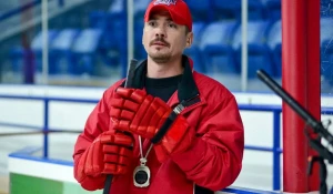 Денис Никифоров в сериале «Молодежка».