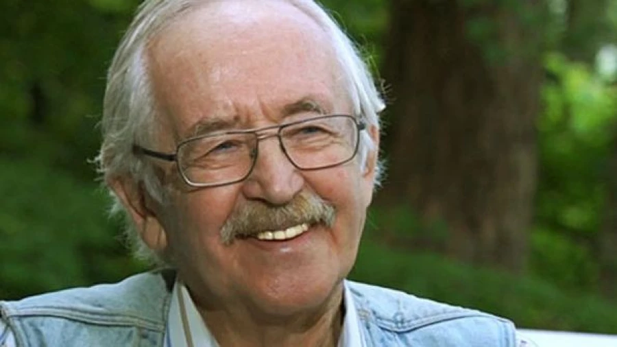 Василий Ливанов.