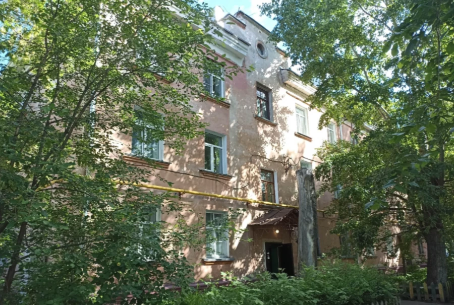 Снос дома на проспекте Ленина, 175 в Барнауле.