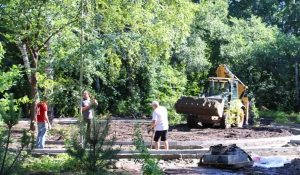 В Барнауле продолжается благоустройство парков отдыха