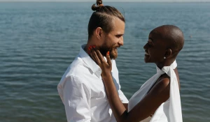 Артем Сидоренко с супругой Зенки.