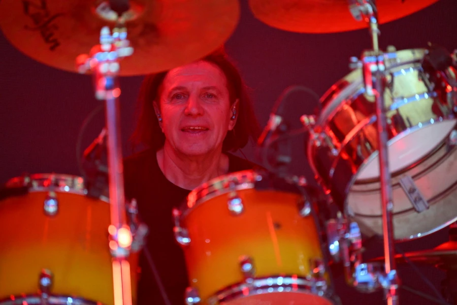 Фестиваль «Снова в СССР» на Алтае. Группа «Альфа». Сергей Сафонов.