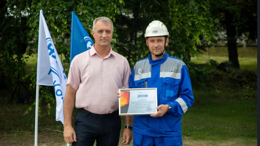 На Алтай-Коксе наградили лучших сотрудников.