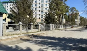 Коттедж «скрытый от глаз людских» продают в Барнауле