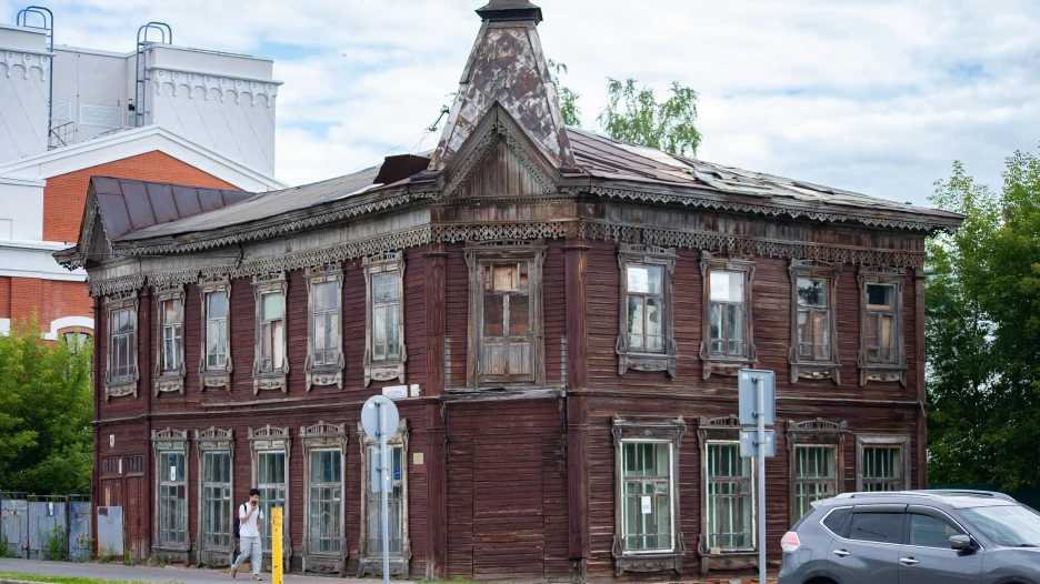 Дом Петра Казакова в Барнауле (ул. Пушкина, 45).