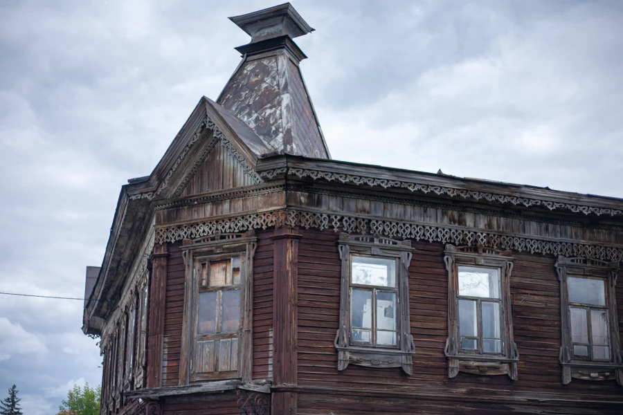 Дом Петра Казакова в Барнауле (ул. Пушкина, 45).