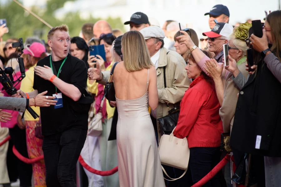 Открытие Шукшинского кинофестиваля. Столкновение на дорожке.