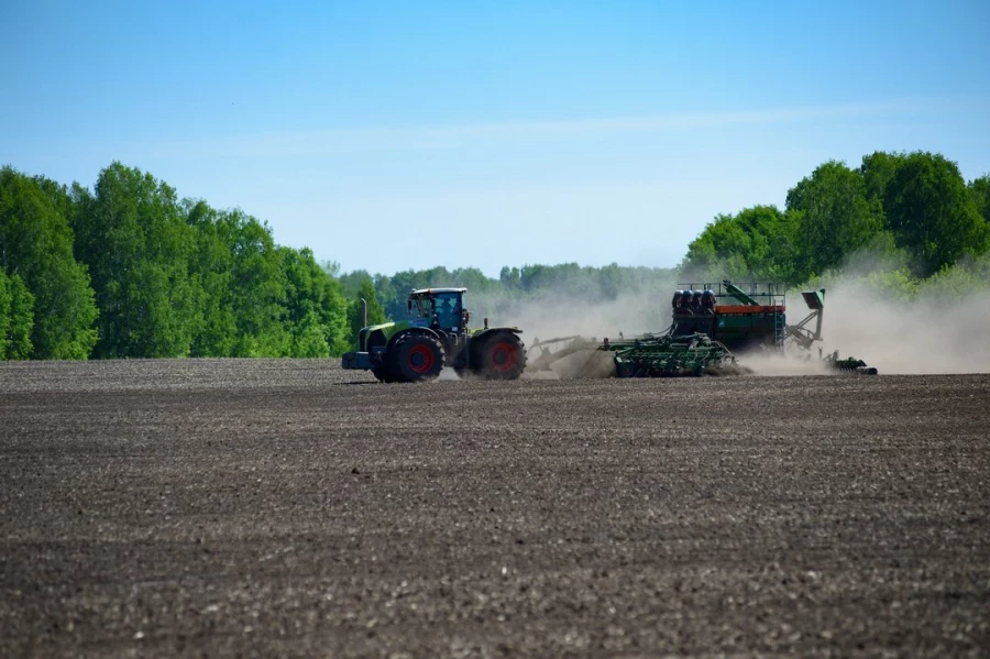 Посевная на полях &quot;Геи&quot;.