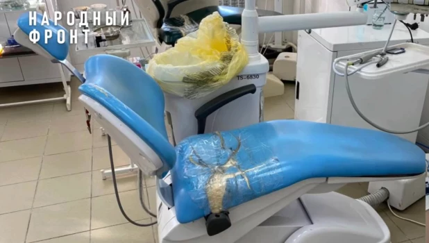 Докторам дали сараи вместо клиник по госпрограмме поддержки медицины на Алтае.