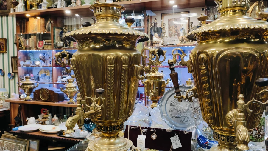 Антикварный магазин «Тавюр». Самовары.