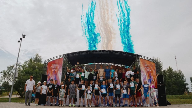 Спортивный забег «Прочный сплав».