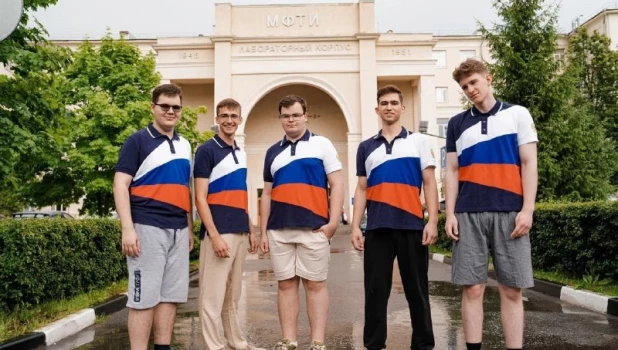 Барнаульский школьник завоевал серебро на олимпиаде в Париже