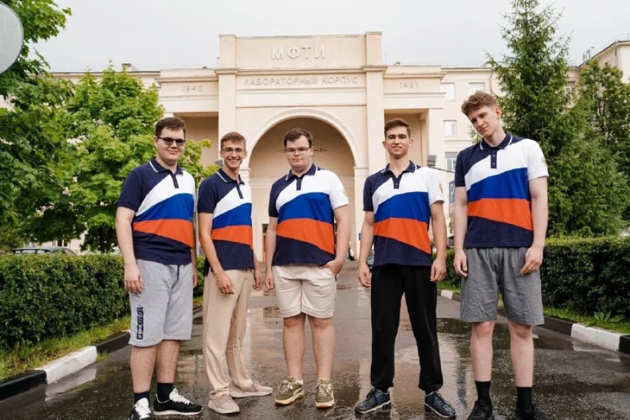 Барнаульский школьник завоевал серебро на олимпиаде в Париже