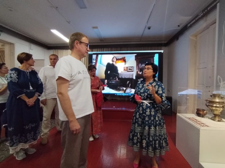 Глава региона посетил мемориальный комплекс и уникальную выставку к юбилею Есенина