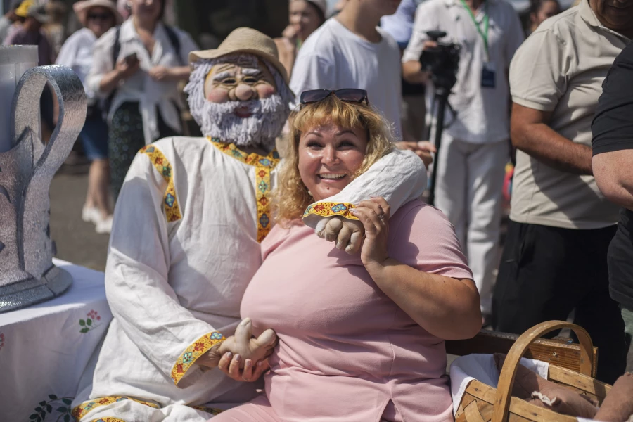 Завершение Шукшинского кинофестиваля в Сростках.