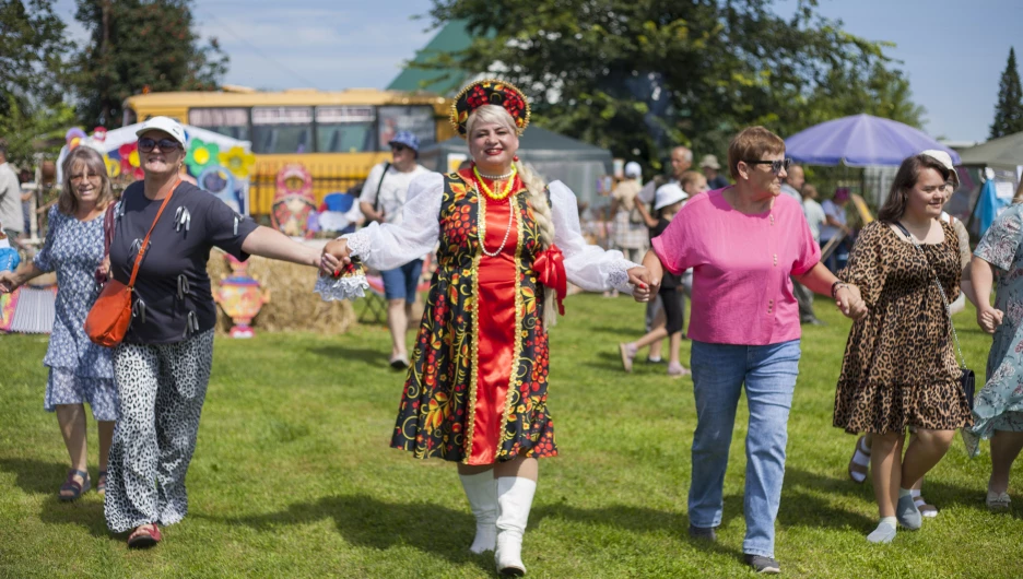 Завершение Шукшинского кинофестиваля в Сростках.
