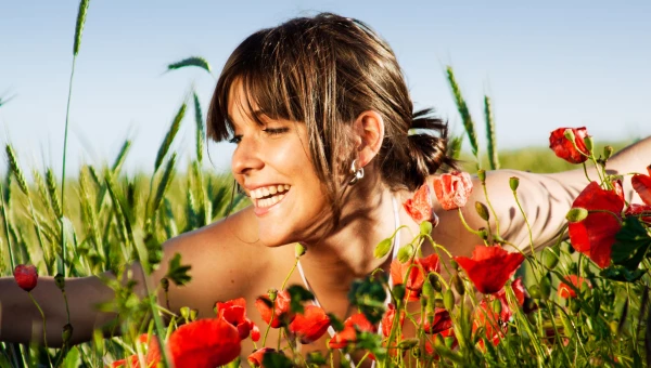 Девушка летом.