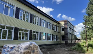 Школа в селе Зеленая роща Ребрихинского района. 