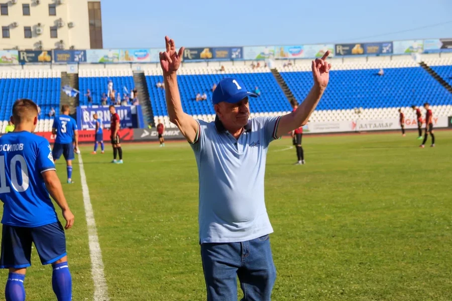 Домашний матчони с «Акроном-2» из Тольяти. 