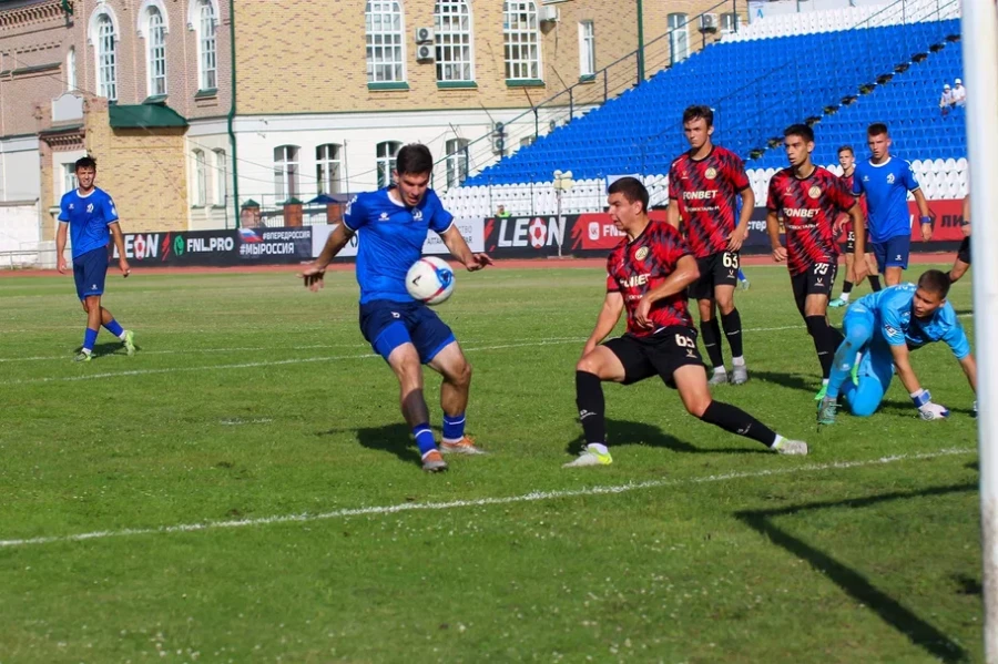 Домашний матчони с «Акроном-2» из Тольяти. 