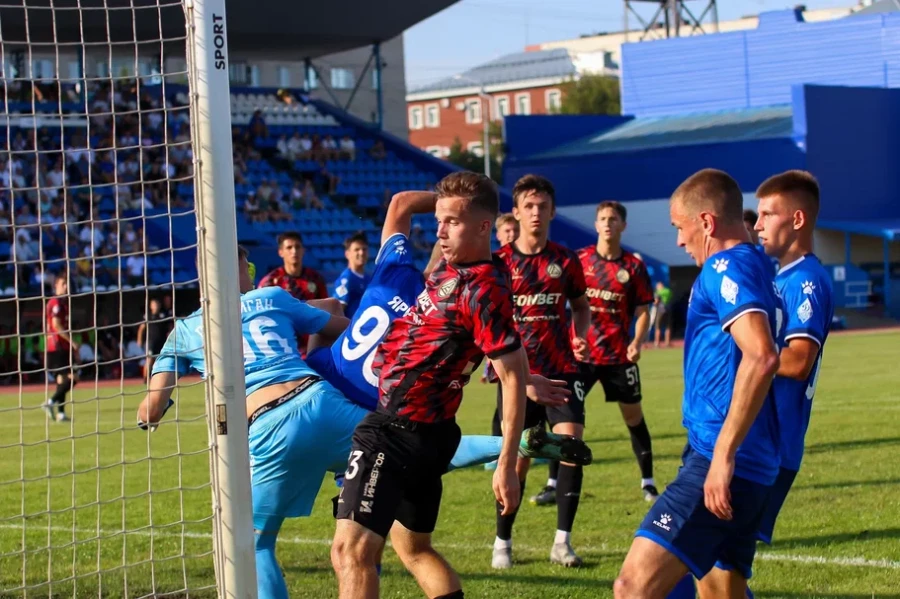 Домашний матчони с «Акроном-2» из Тольяти. 