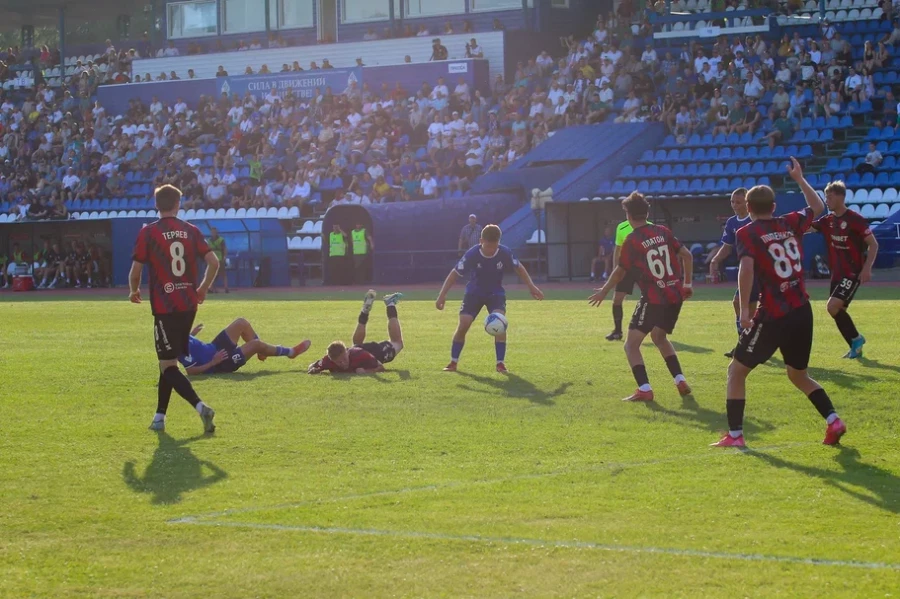 Домашний матчони с «Акроном-2» из Тольяти. 