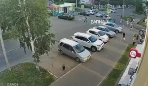 Сбили детей на улице Шумакова в Барнауле 