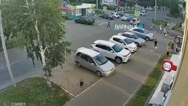 Сбили детей на улице Шумакова в Барнауле 