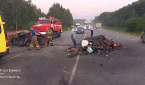 В смертельном ДТП машину разорвало пополам