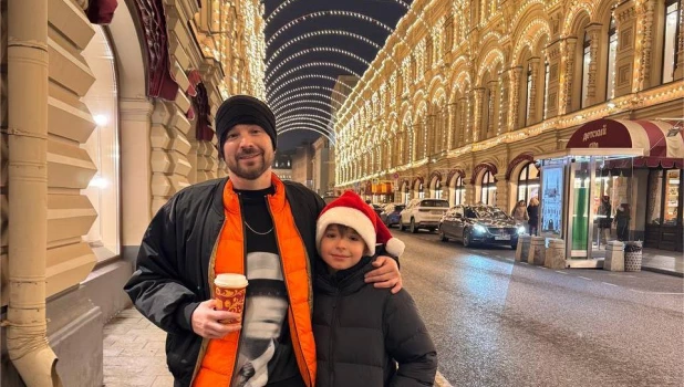 Алексей Чадов с сыном.